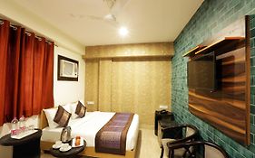 Hotel Airport Star